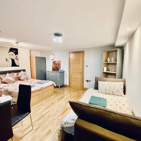 One Bed Apartment In Camden Town In London Exterior photo