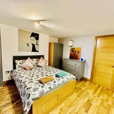 One Bed Apartment In Camden Town In London Exterior photo