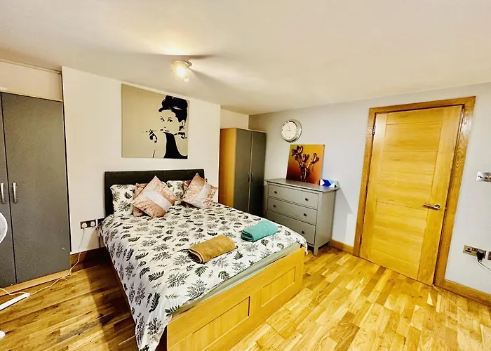 One Bed Apartment In Camden Town In London